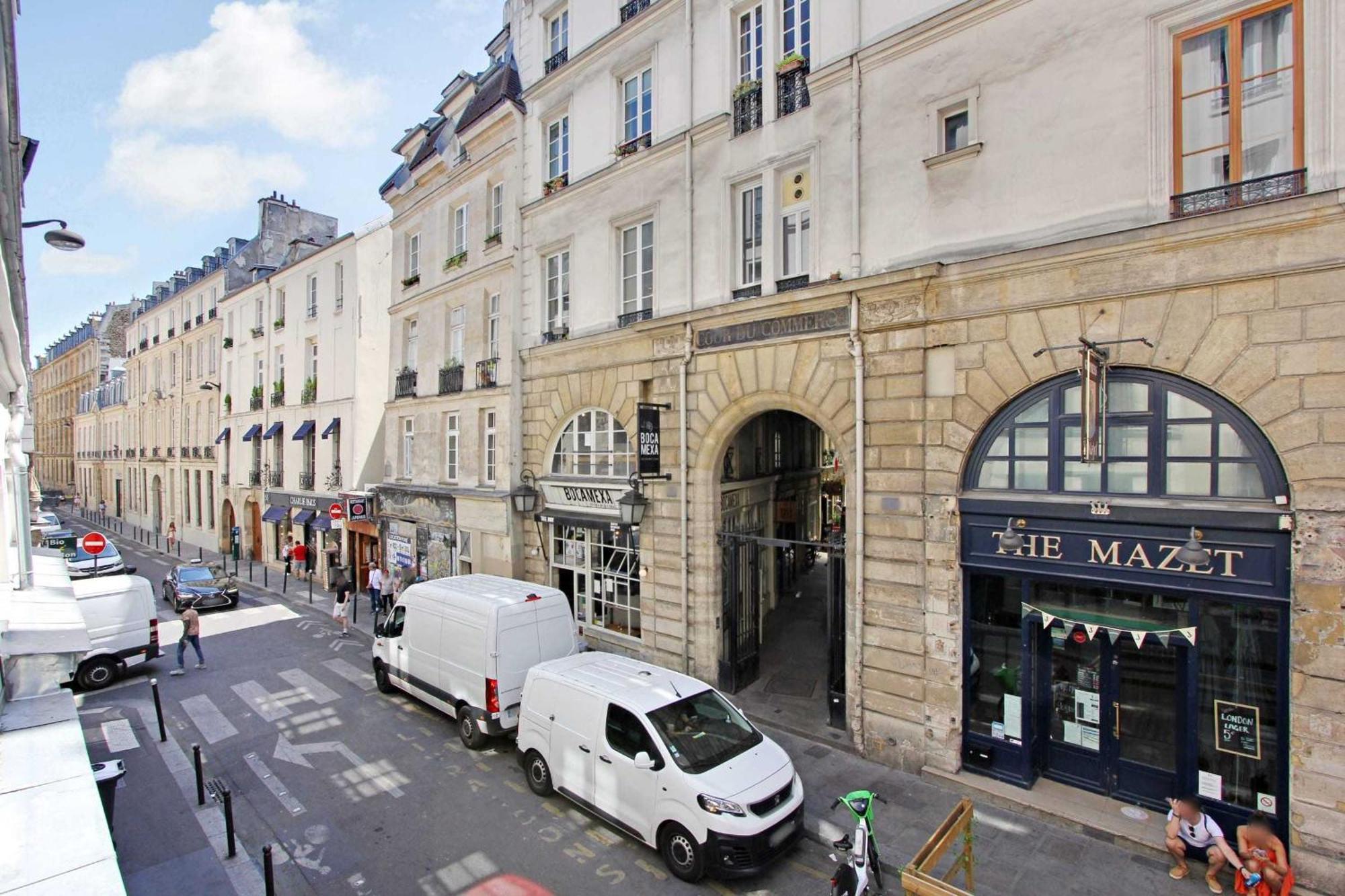 Beautiful Studio In The Heart Of The Latin Quarter Appartement Parijs Buitenkant foto